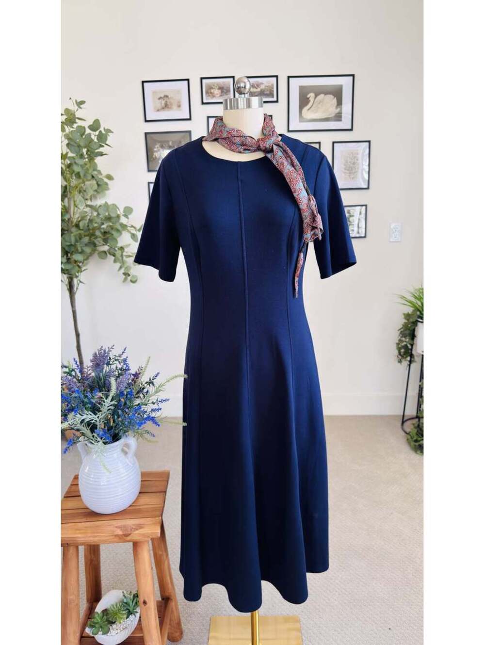 Banana Republic Navy Blue Short Sleeve Fit and Flare Size M
